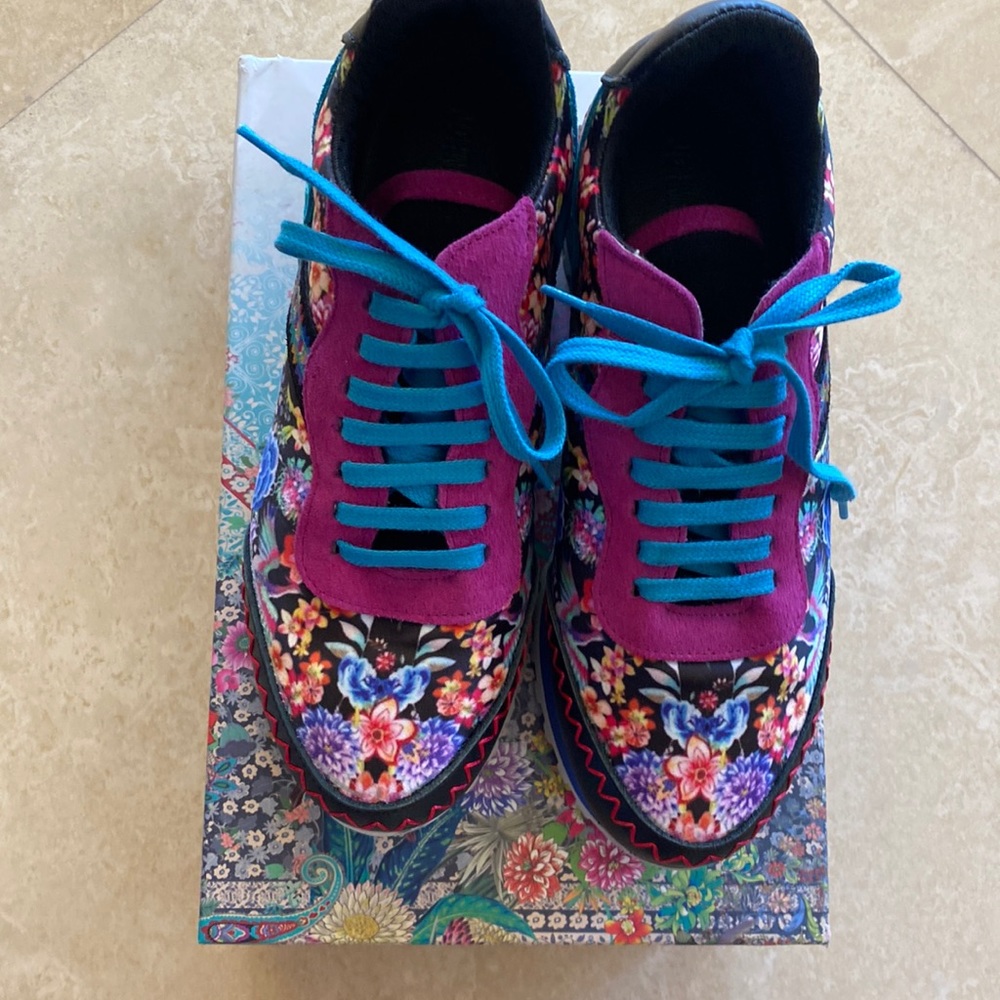 Johnny Was Keya Sneakers size 6